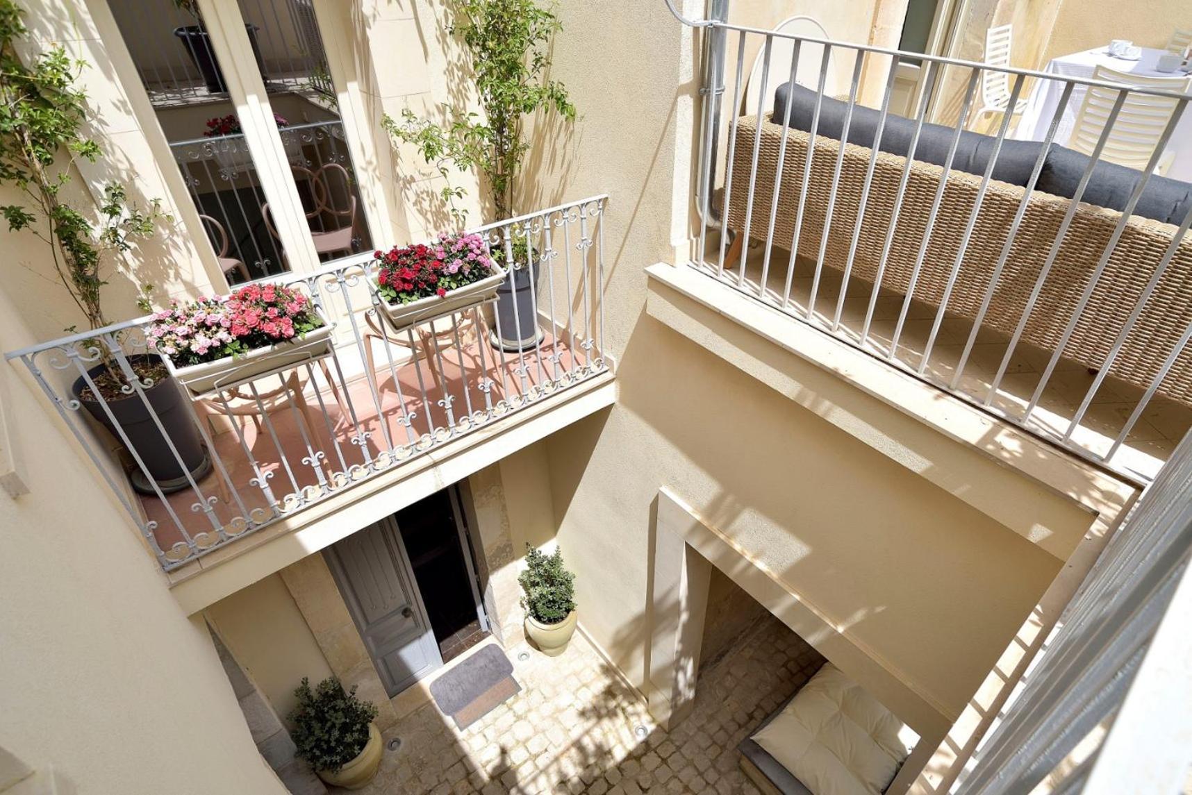 Domus Sbircio Modica Apartment ภายนอก รูปภาพ