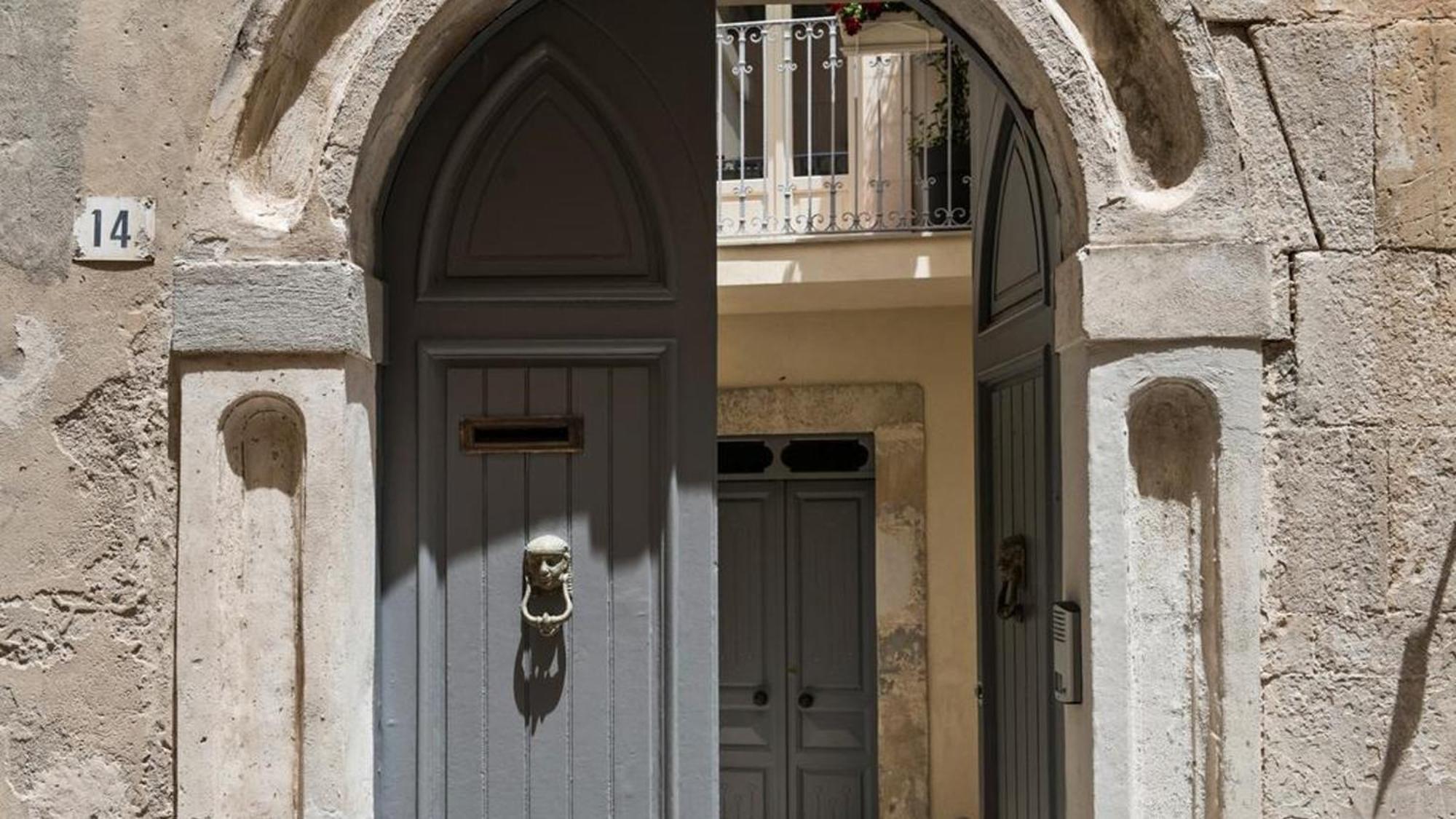 Domus Sbircio Modica Apartment ภายนอก รูปภาพ