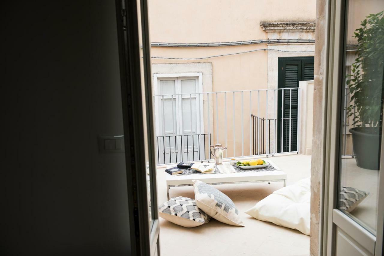 Domus Sbircio Modica Apartment ภายนอก รูปภาพ