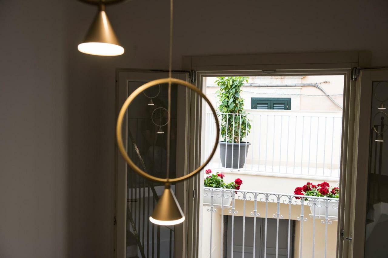Domus Sbircio Modica Apartment ภายนอก รูปภาพ